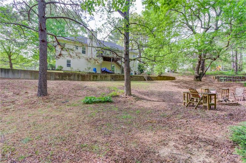 Image for property 3085 Willow Park Drive, Dacula, GA 30019