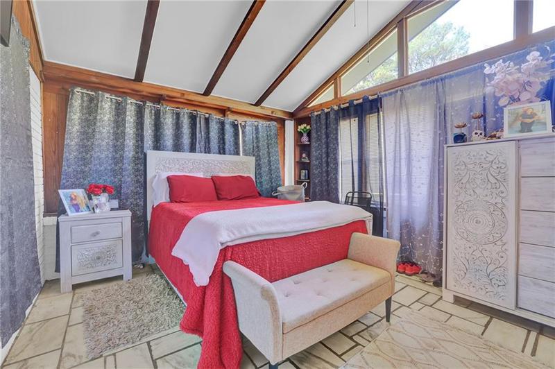 Image for property 2611 Kings Circle, Lawrenceville, GA 30044