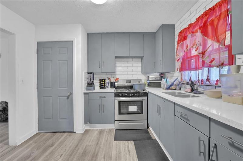 Image for property 2611 Kings Circle, Lawrenceville, GA 30044
