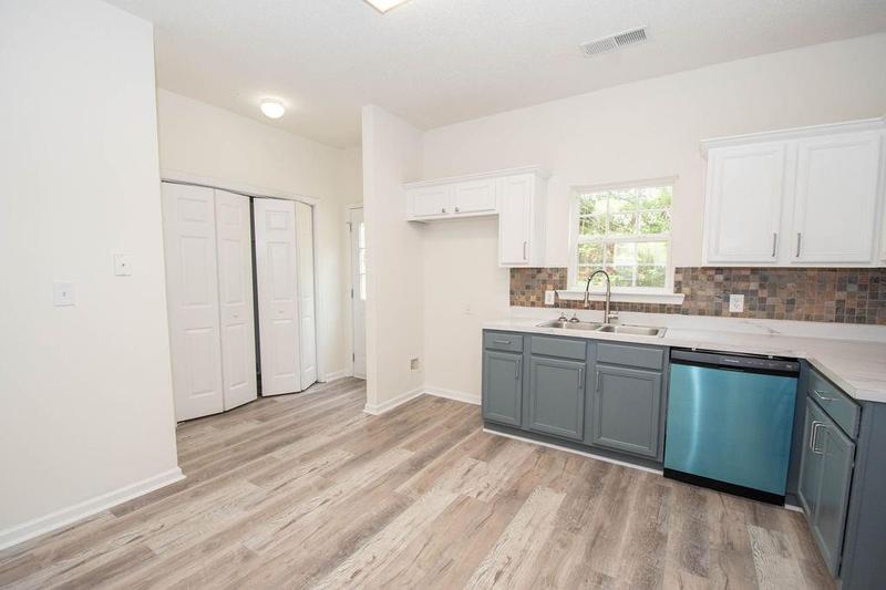 Image for property 220 Commons Drive, Jonesboro, GA 30236