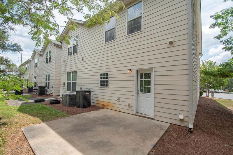 Image for property 220 Commons Drive, Jonesboro, GA 30236