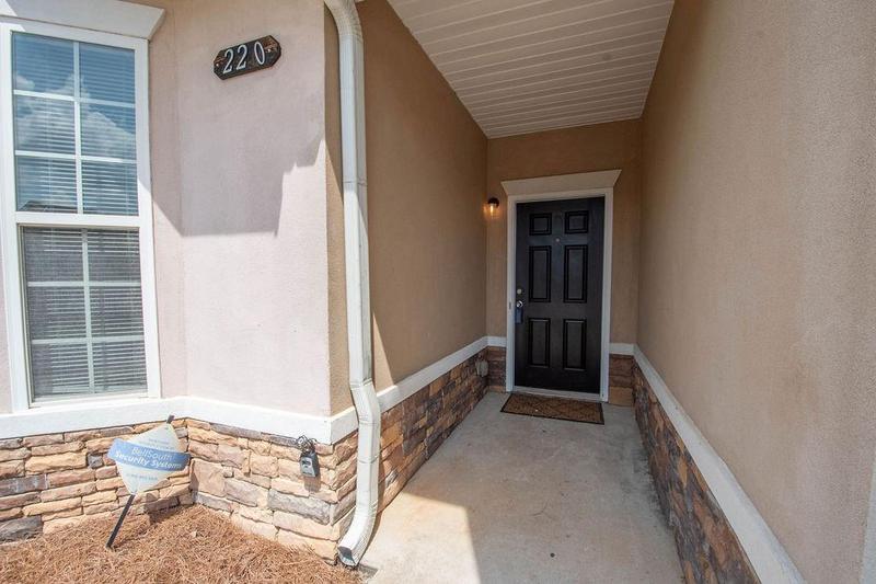Image for property 220 Commons Drive, Jonesboro, GA 30236