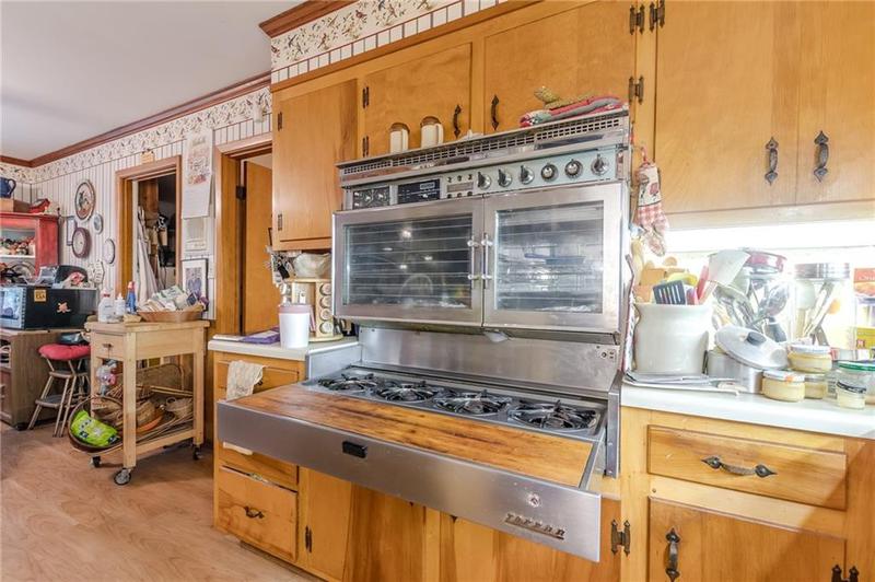 Image for property 2985 Duke Of Gloucester, Atlanta, GA 30344