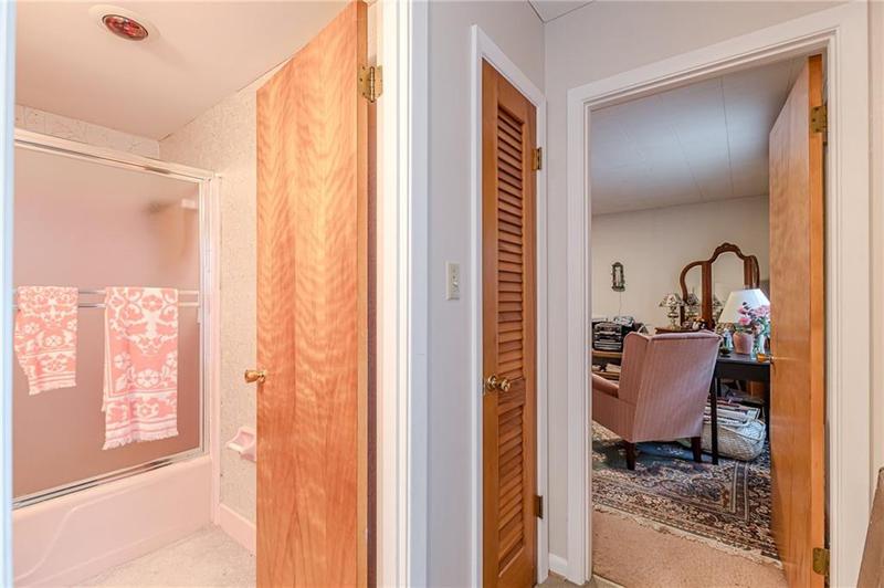 Image for property 2985 Duke Of Gloucester, Atlanta, GA 30344