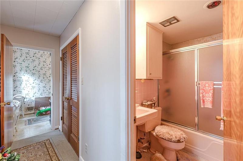 Image for property 2985 Duke Of Gloucester, Atlanta, GA 30344