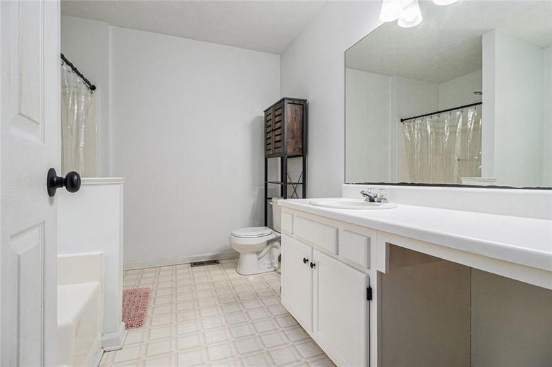 Image for property 170 Brandon Woods Circle, Hiram, GA 30141