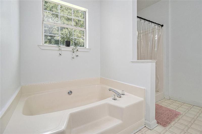 Image for property 170 Brandon Woods Circle, Hiram, GA 30141