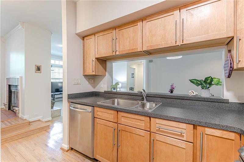 Image for property 240 Renaissance Parkway 104, Atlanta, GA 30308