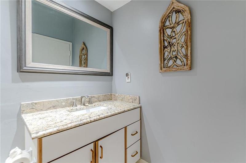 Image for property 240 Renaissance Parkway 104, Atlanta, GA 30308
