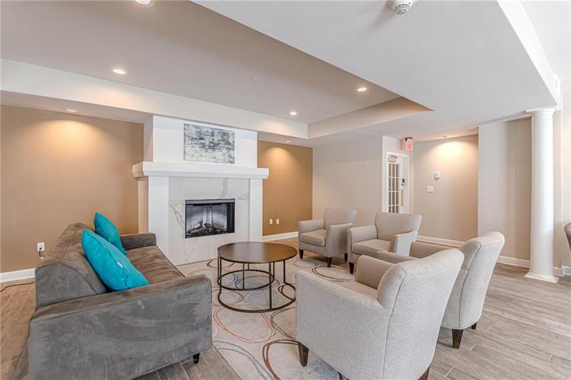 Image for property 240 Renaissance Parkway 104, Atlanta, GA 30308
