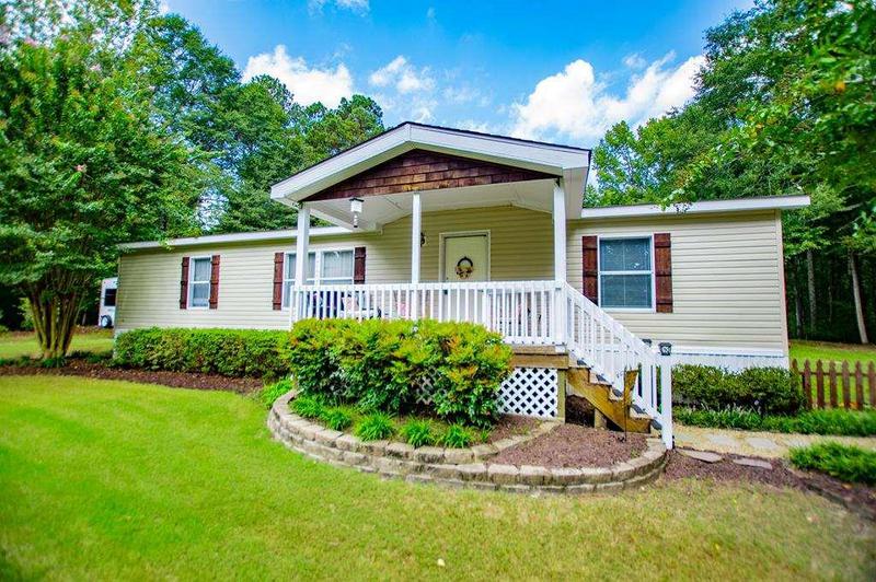 Image for property 605 Whooping Creek Road, Carrollton, GA 30116