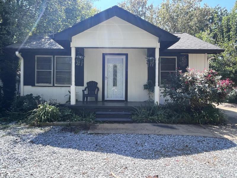 Image for property 105 First Street, Gainesville, GA 30504