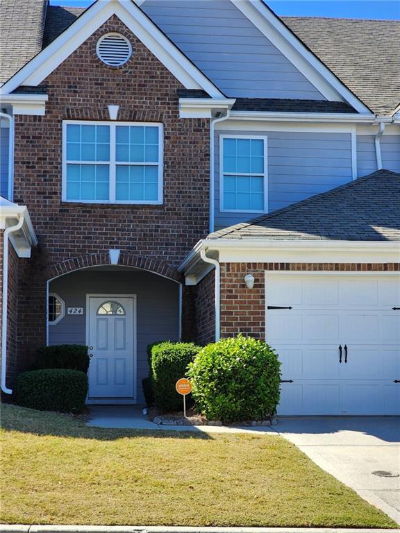 Image for property 424 Village Way, Loganville, GA 30052