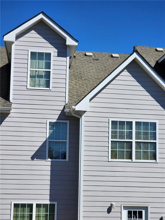 Image for property 424 Village Way, Loganville, GA 30052