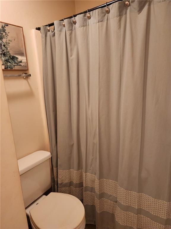 Image for property 424 Village Way, Loganville, GA 30052