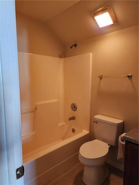 Image for property 424 Village Way, Loganville, GA 30052