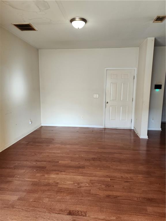 Image for property 424 Village Way, Loganville, GA 30052
