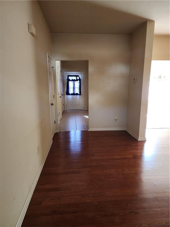 Image for property 424 Village Way, Loganville, GA 30052