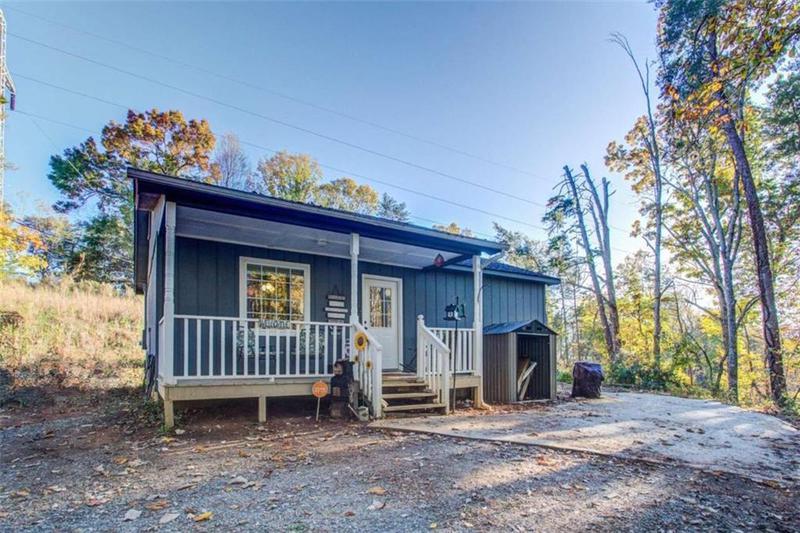 Image for property 200 Golden Avenue, Dahlonega, GA 30533