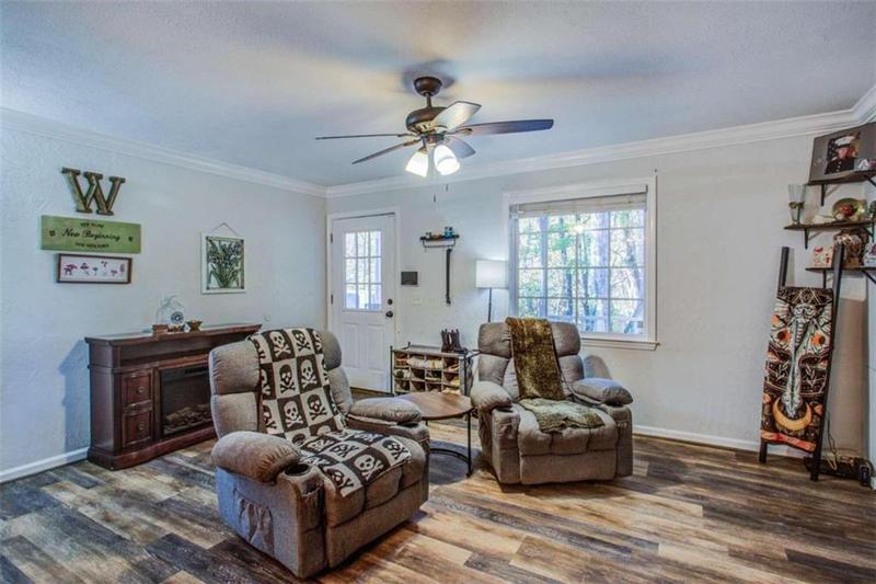 Image for property 200 Golden Avenue, Dahlonega, GA 30533