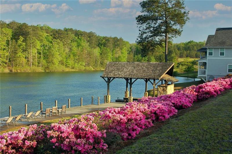 Image for property 6000 Stallion Ridge, Douglasville, GA 30135