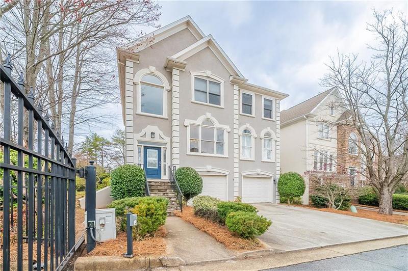 Image for property 2426 Vivian Circle, Decatur, GA 30030