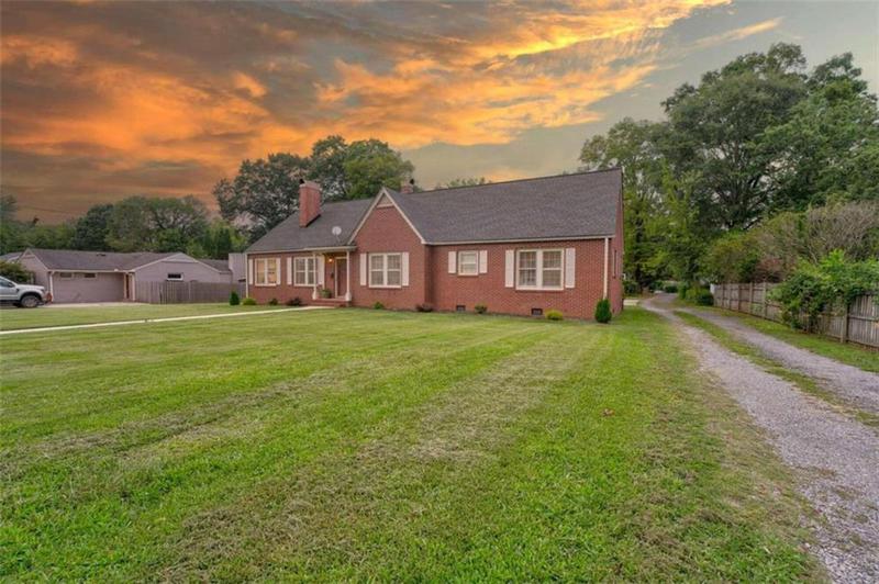 Image for property 210 Fairmount Avenue, Cedartown, GA 30125