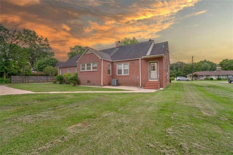 Image for property 210 Fairmount Avenue, Cedartown, GA 30125