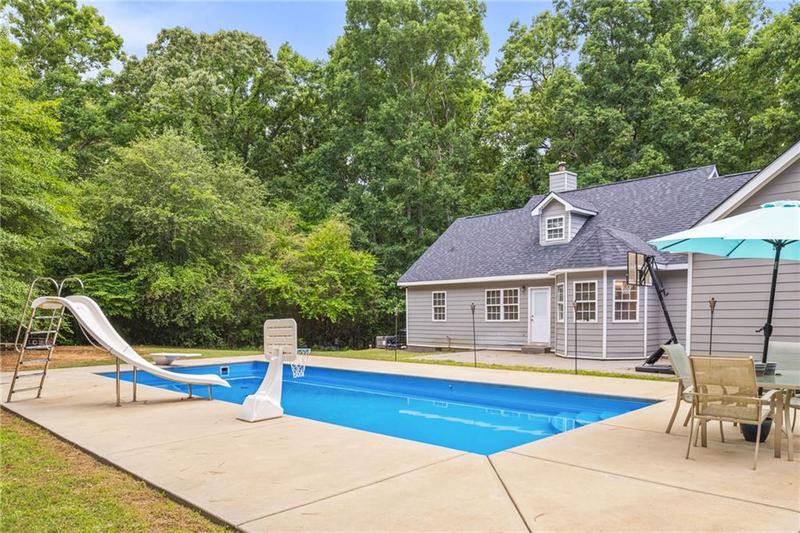 Image for property 160 Cross Road, Covington, GA 30016