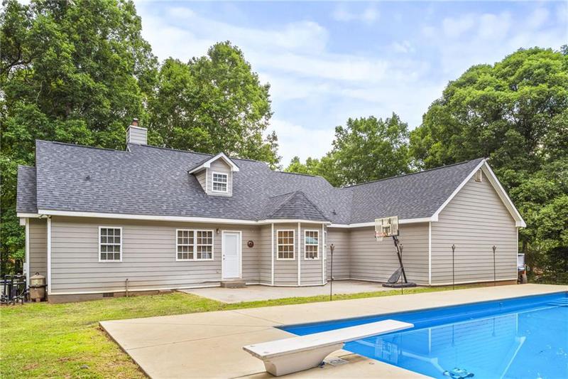 Image for property 160 Cross Road, Covington, GA 30016