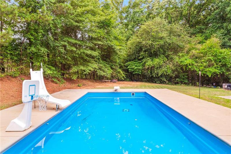 Image for property 160 Cross Road, Covington, GA 30016