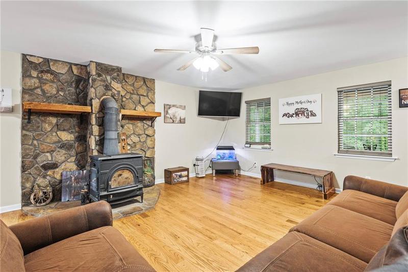 Image for property 160 Cross Road, Covington, GA 30016