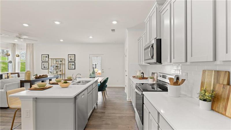 Image for property 570 Silver Moon Drive, Loganville, GA 30052