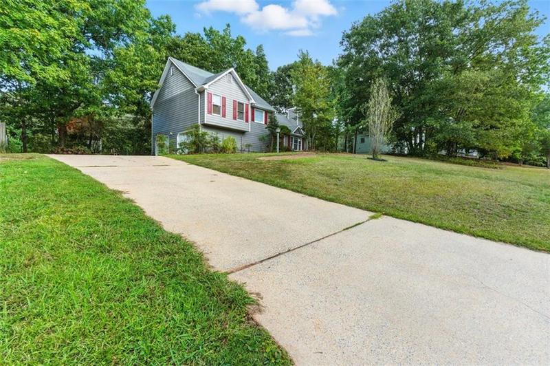 Image for property 21 Whistle Stop Drive, Cartersville, GA 30120