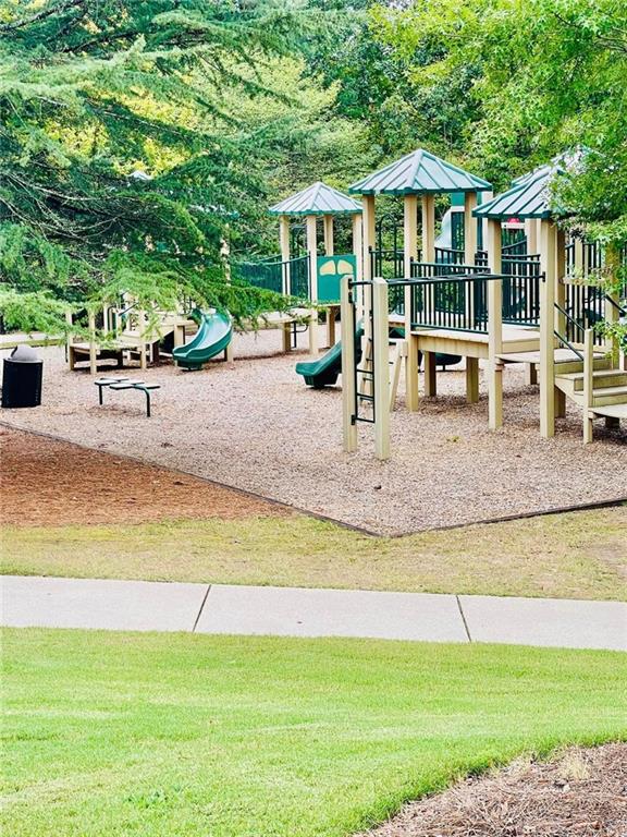 Image for property 306 Mountain Laurel Walk, Canton, GA 30114