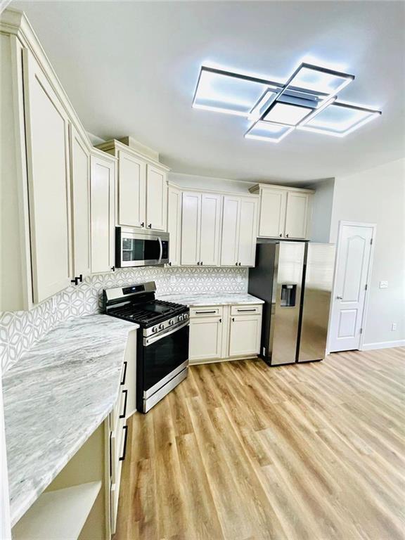 Image for property 306 Mountain Laurel Walk, Canton, GA 30114