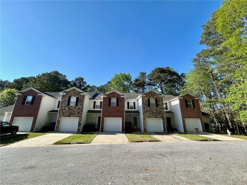 Image for property 2939 Stonecrest Lane, Lithonia, GA 30038