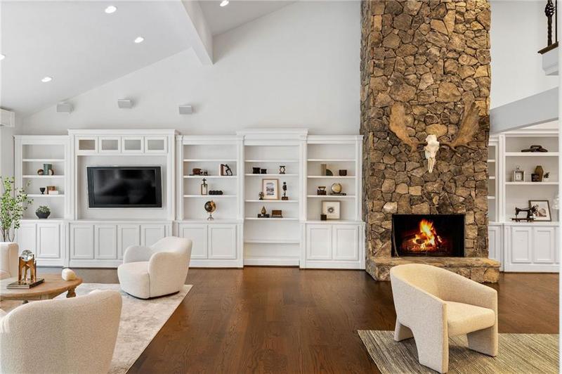 Image for property 1095 Mockingbird Lane, Cumming, GA 30041