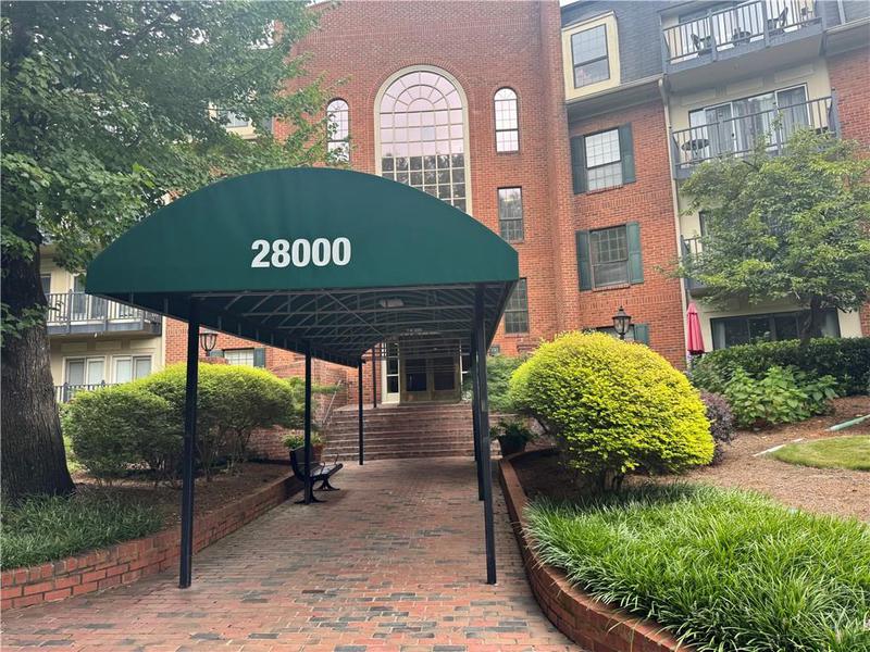 Image for property 28112 Plantation Drive, Atlanta, GA 30324