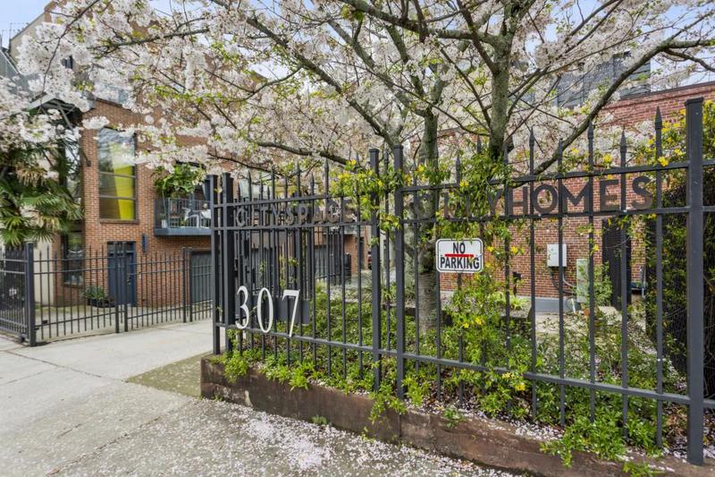 Image for property 307 Cherokee Avenue 3, Atlanta, GA 30312