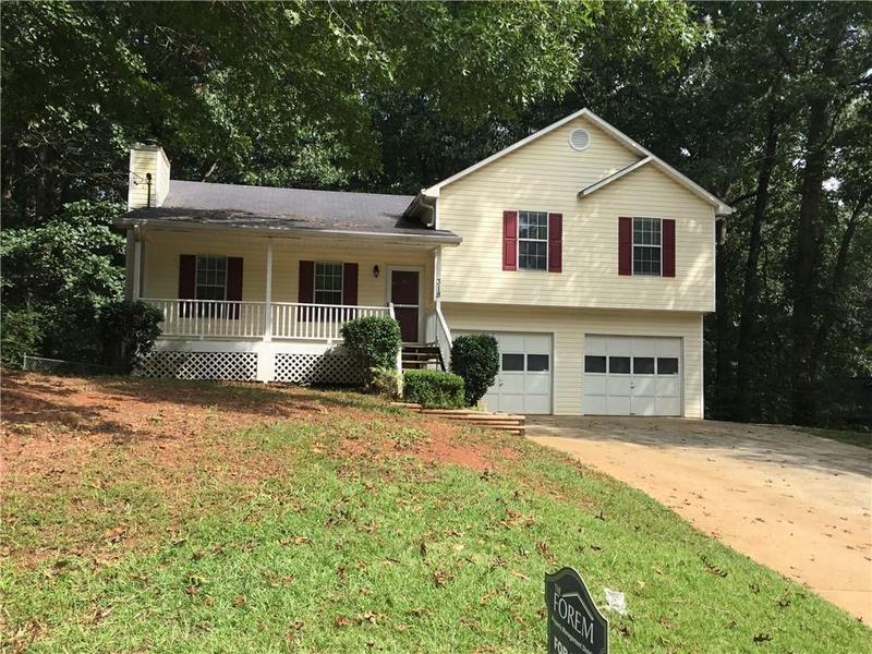 Image for property 318 Bakers Bridge Circle, Douglasville, GA 30134