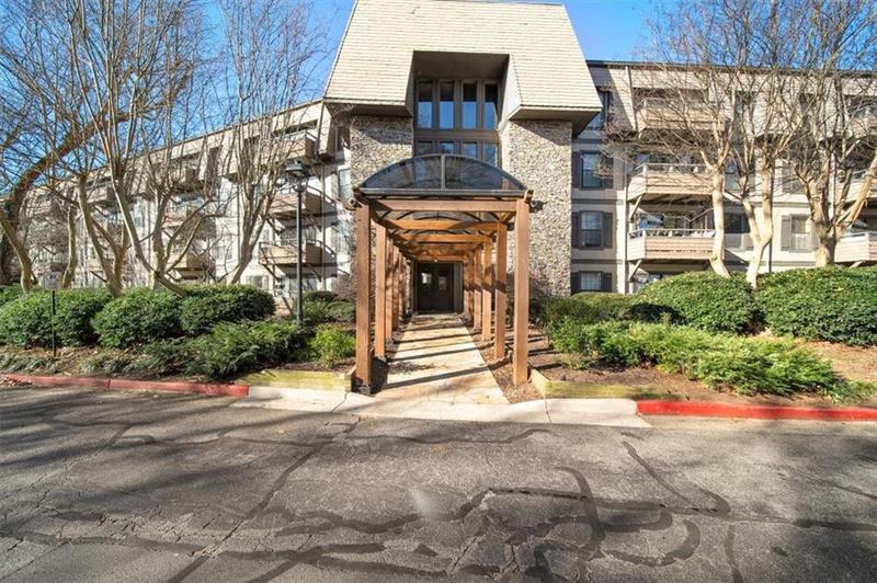 Image for property 1214 Highland Bluff Drive 214, Atlanta, GA 30339