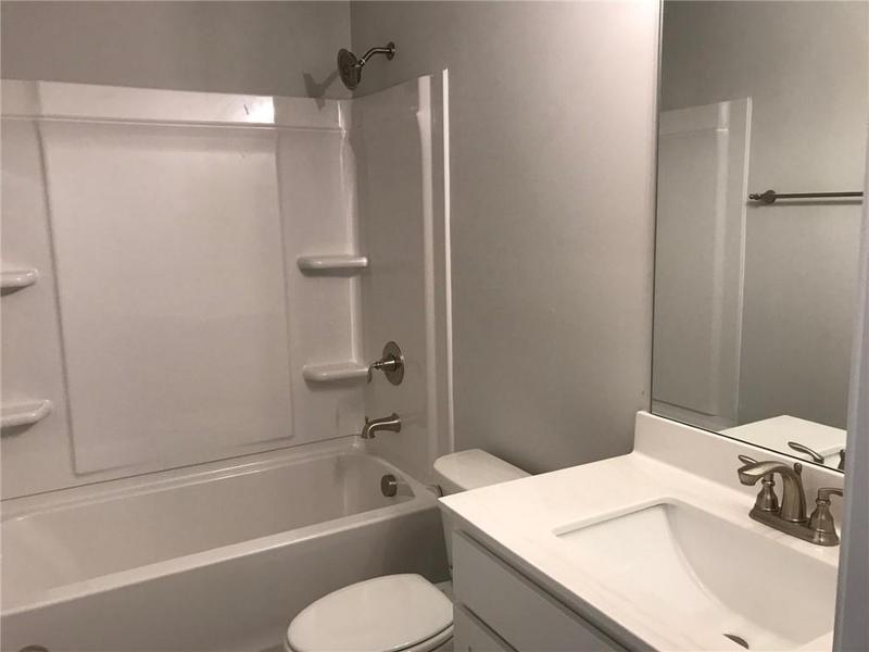 Image for property 16 Grove Pointe Way, Cartersville, GA 30120