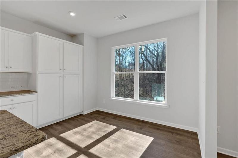 Image for property 16 Grove Pointe Way, Cartersville, GA 30120