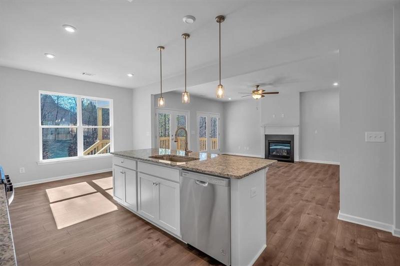 Image for property 16 Grove Pointe Way, Cartersville, GA 30120
