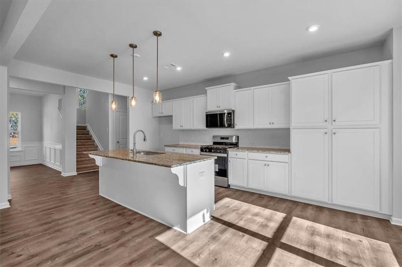 Image for property 16 Grove Pointe Way, Cartersville, GA 30120