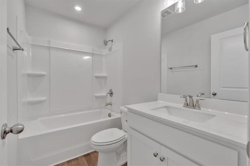 Image for property 16 Grove Pointe Way, Cartersville, GA 30120