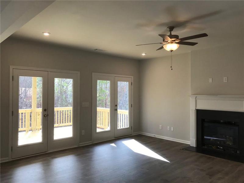 Image for property 16 Grove Pointe Way, Cartersville, GA 30120
