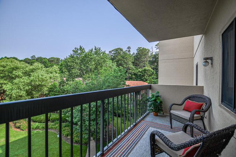 Image for property 1800 Clairmont Lake 413, Decatur, GA 30033
