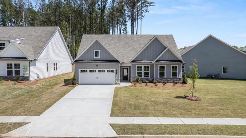Image for property 22 Foothills Trail, Sharpsburg, GA 30277